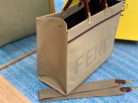 malas fendi